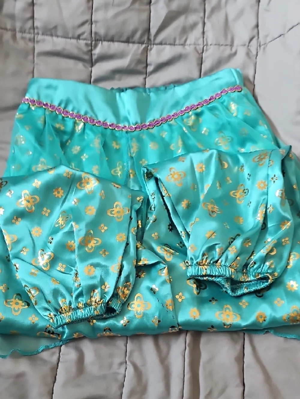 Moving Sale! Girls Jasmine Teal Princess Costume Set with Gold Accents - Picture 6 of 6
